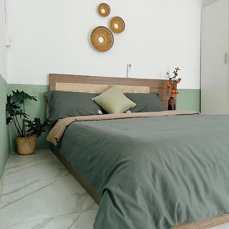 The Hue Homestay Bagian luar foto